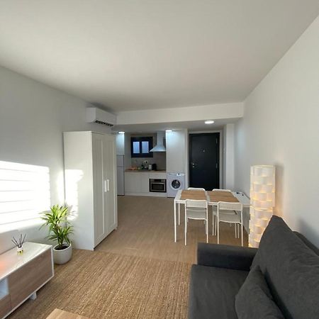 Central Apartment With Parking By Wayra Tarifa Ngoại thất bức ảnh