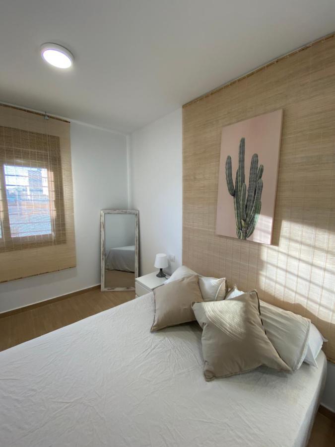 Central Apartment With Parking By Wayra Tarifa Ngoại thất bức ảnh